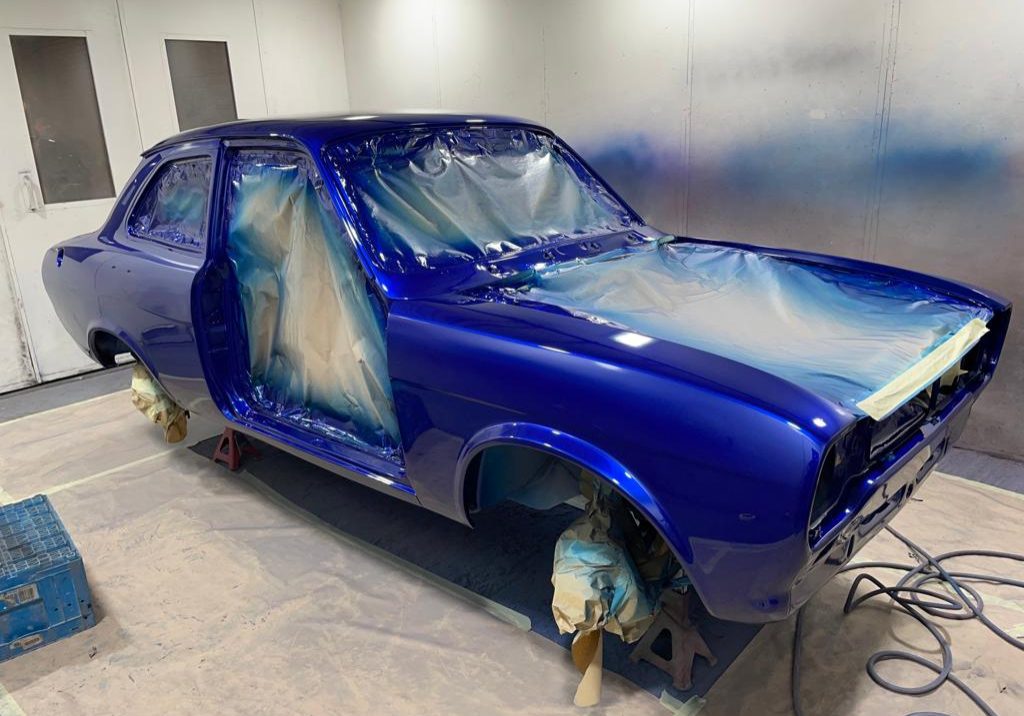 Dunedin Autos respray of Ford Escort